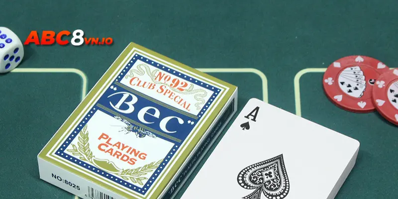 Luật chơi rồng hổ khá đơn giản, dễ hiểu